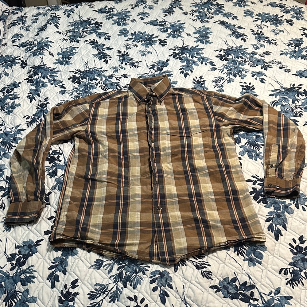 Roundtree & YorkeMen's Brown Tan and Navy Blue Plaid Button-Down Flannel Shirt S